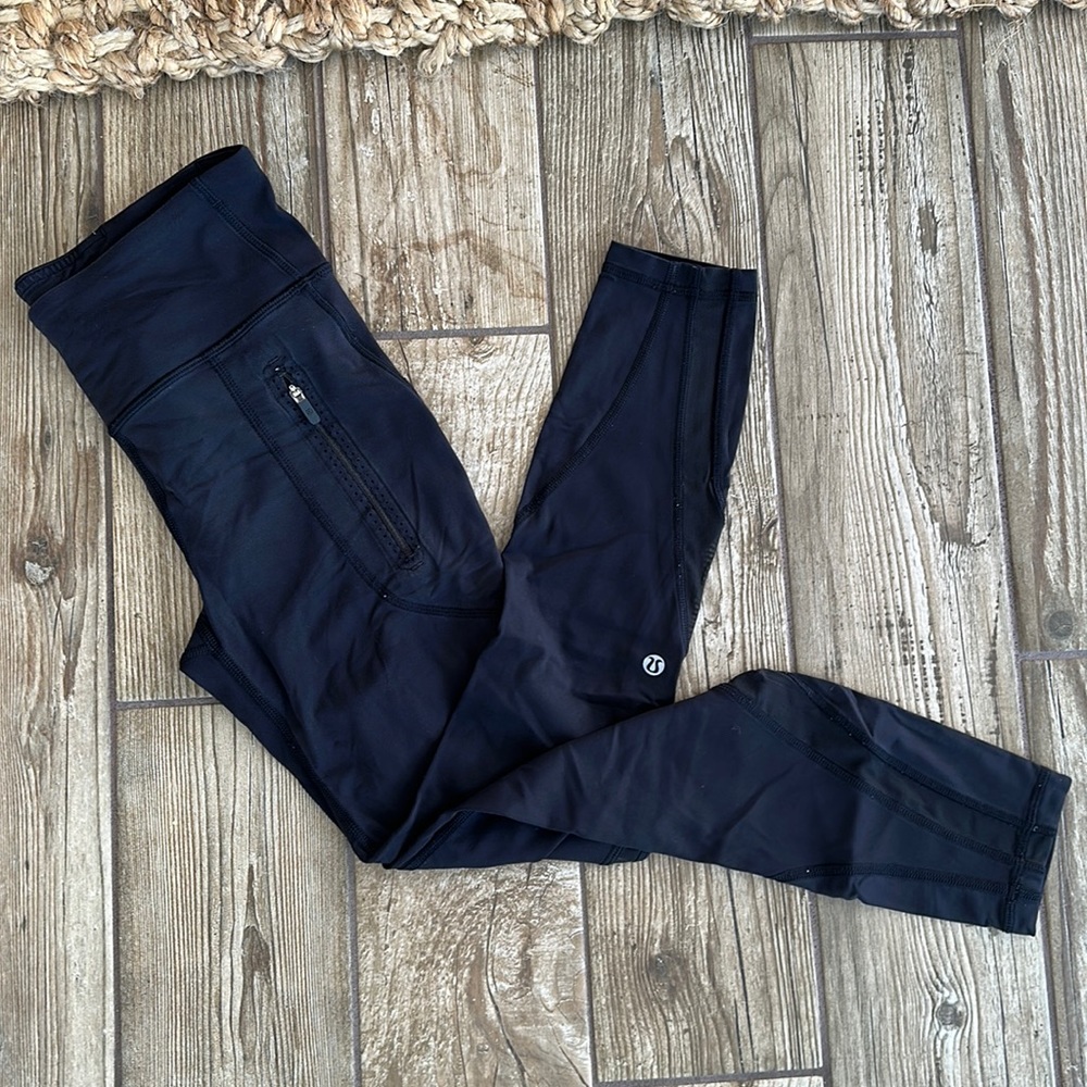 Size 4 lululemon leggings